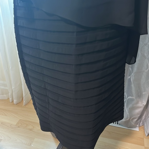 Elegant Black Dress 18W - Picture 3 of 5